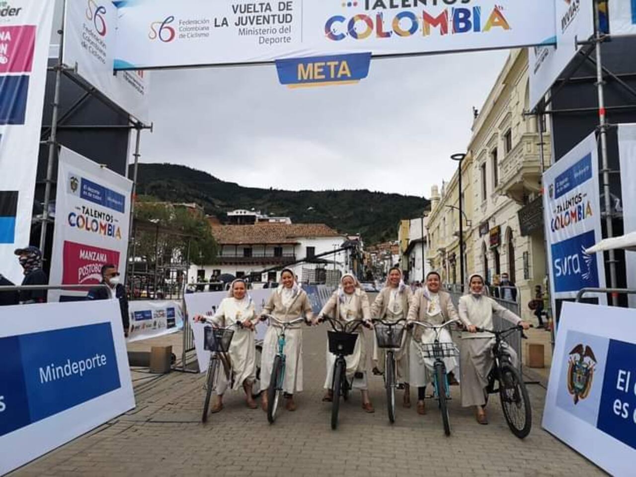 Las Hermanas Trovadoras de la Eucaristía de Pamplona son conocidas por su actitud desenfadada y extrovertida.