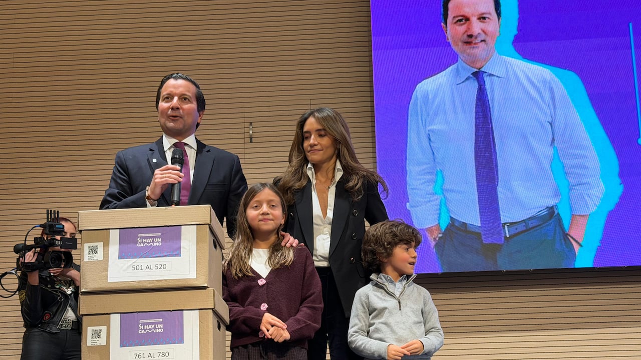 David Luna promueve la iniciativa “Sí Hay Un Camino” para las elecciones de 2026.