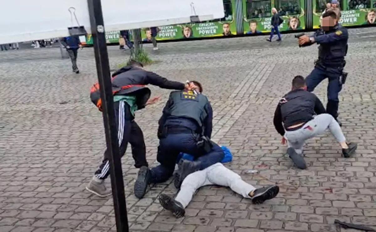 El ataque se dio durante un mitin del crítico del islam Michael Johannes Stürzenberger.