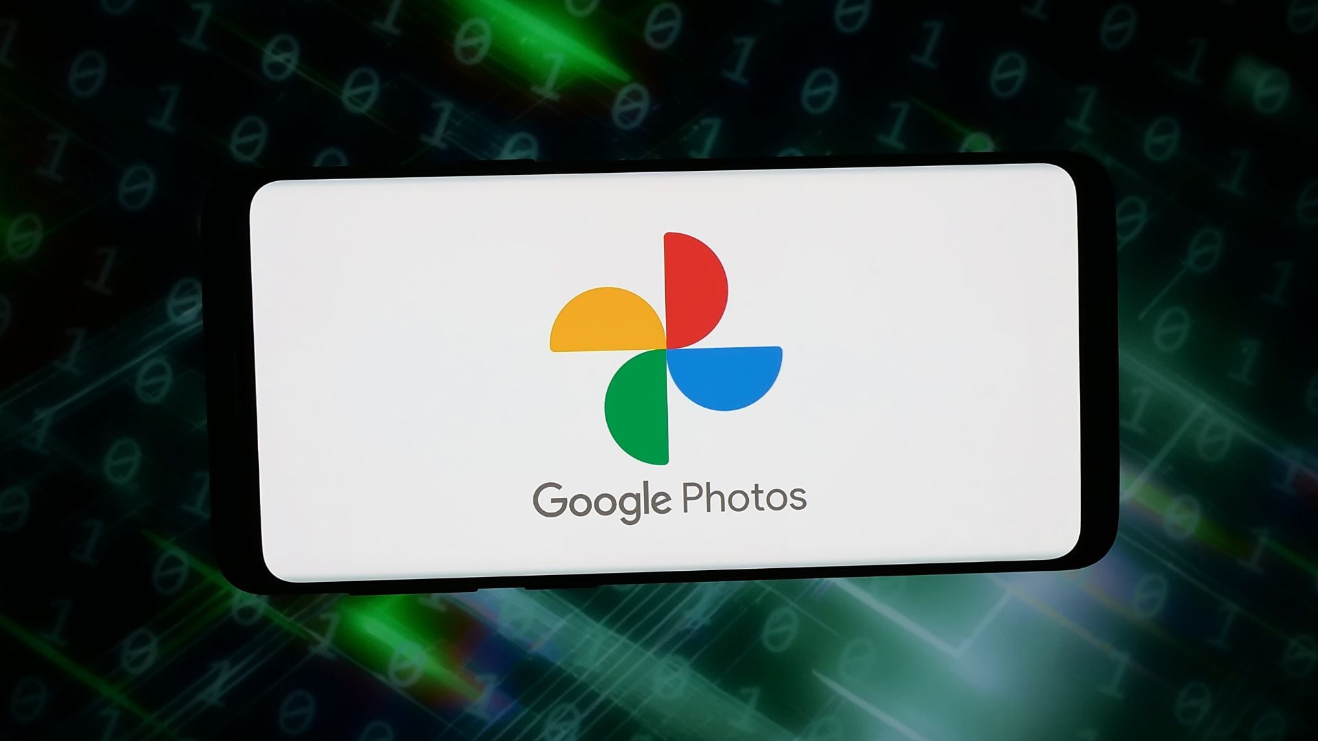 Google apuesta por la edición inteligente con nuevas funciones en Google Fotos.