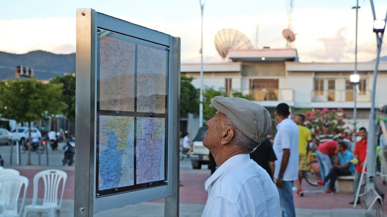 Codazzi debe su nombre al cartógrafo Juan Bautista Agustín Codazzi, quien murió en el municipio cuando adelantaba la Comisión Corográfica por tierras del Caribe.
