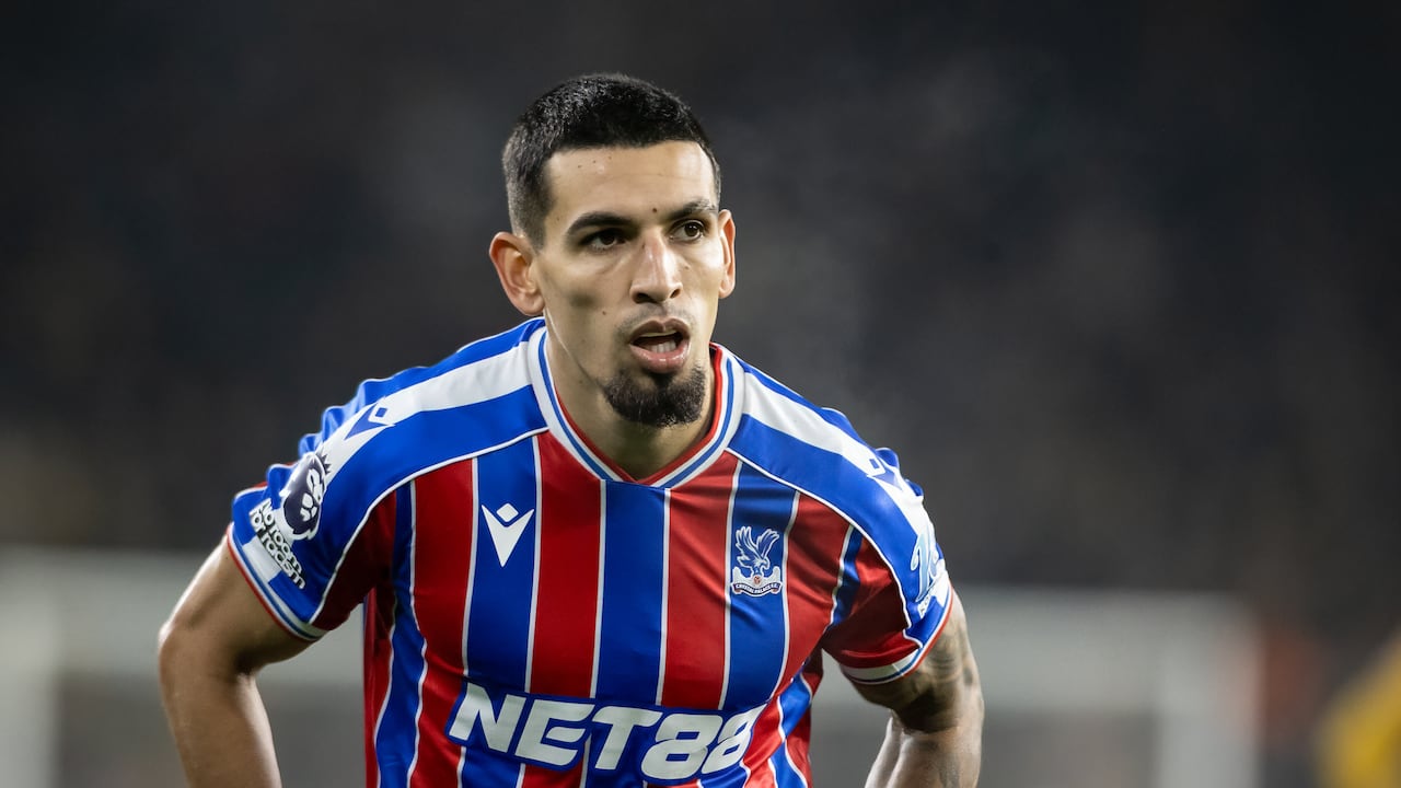 Daniel Muñoz sufrió lesión en Crystal Palace que lo alejó todo diciembre y buena parte de enero de 2026