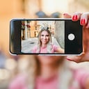 La fotografía móvil se ha convertido en una herramienta esencial para documentar y compartir experiencias en redes sociales.