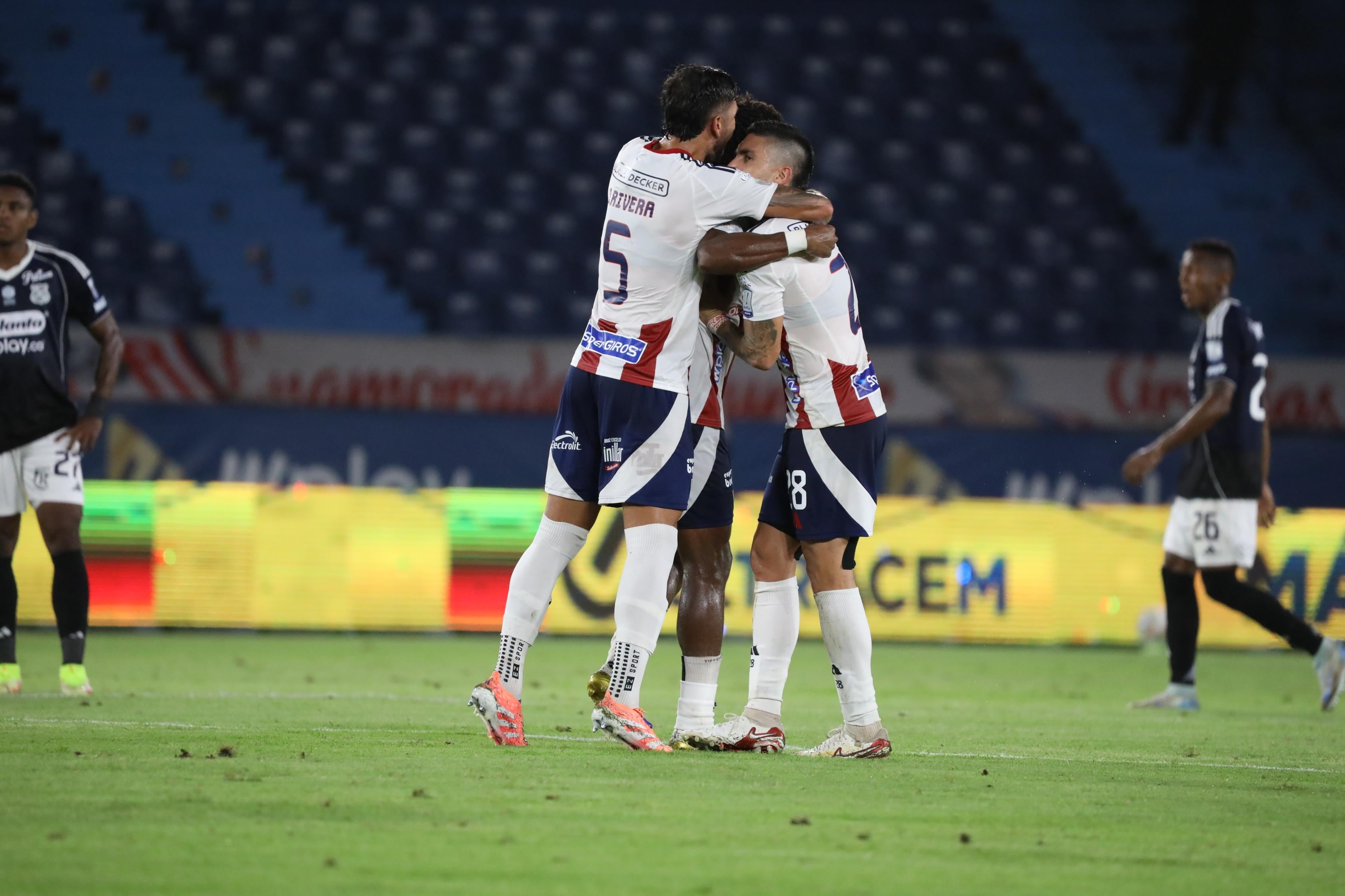 Celebración de Junior en el único gol contra Medellín.