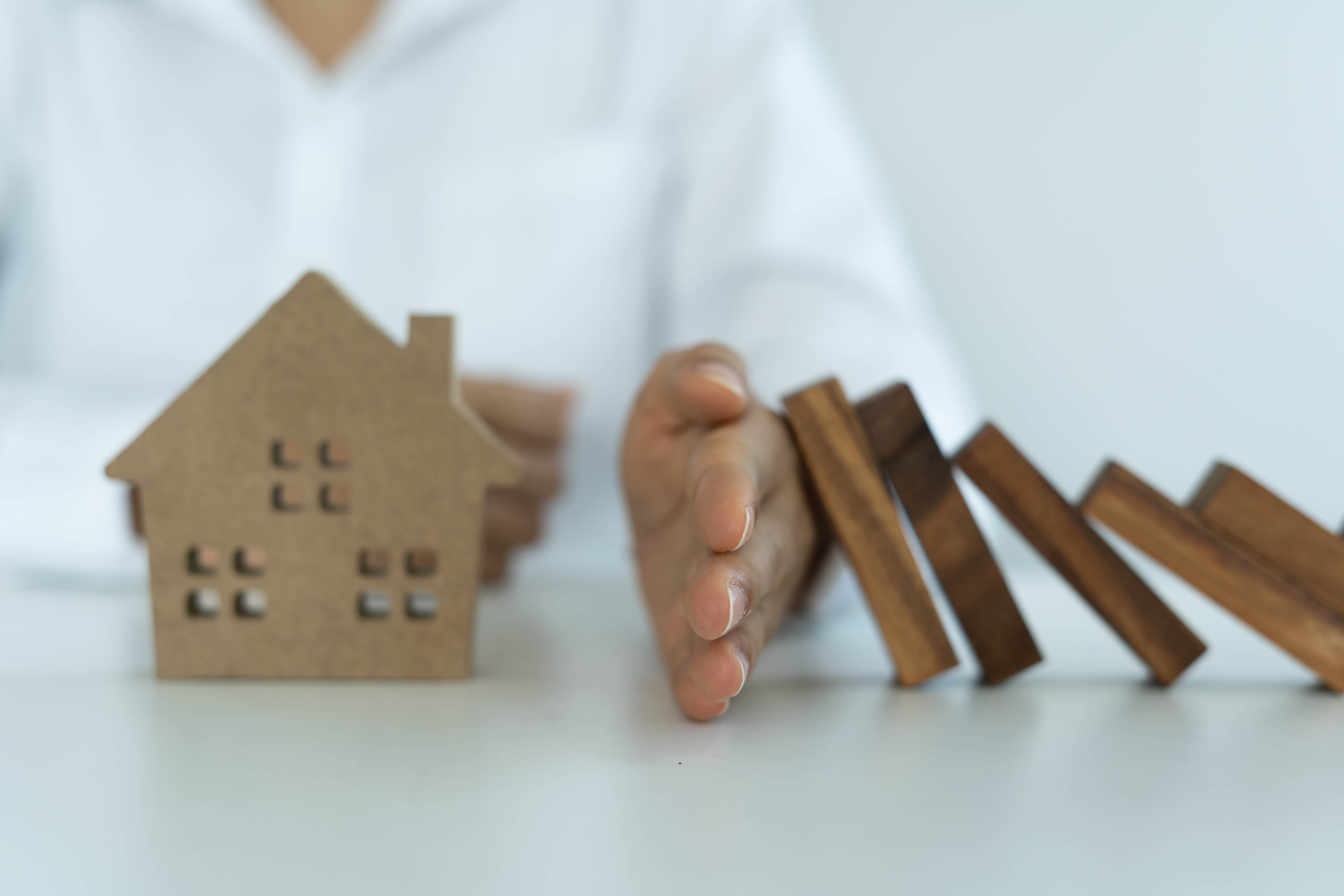 Entregar la compra o venta del patrimonio a la informalidad puede tener un costo muy alto.