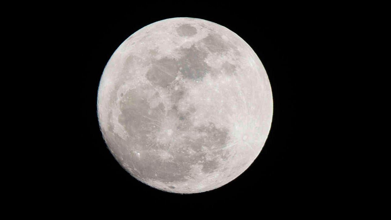 La Luna se formó hace 4.500 millones de años.