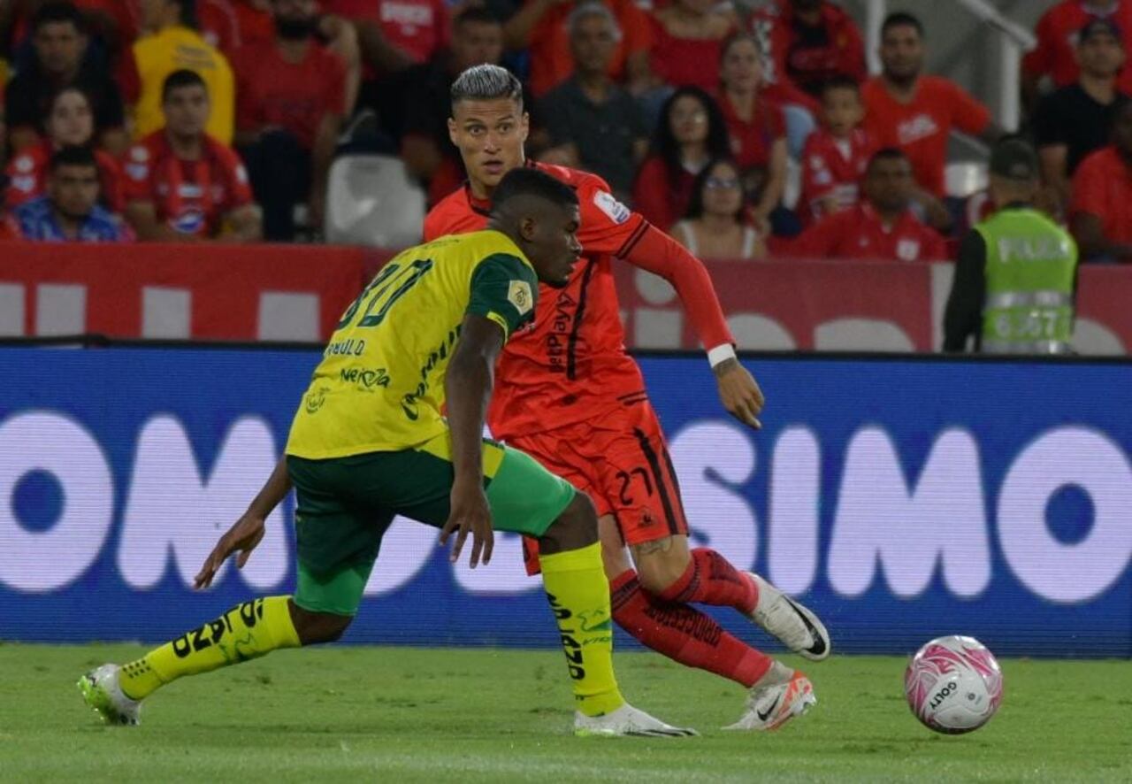 América Atlético Huila en el estadio Pascual Guerrero