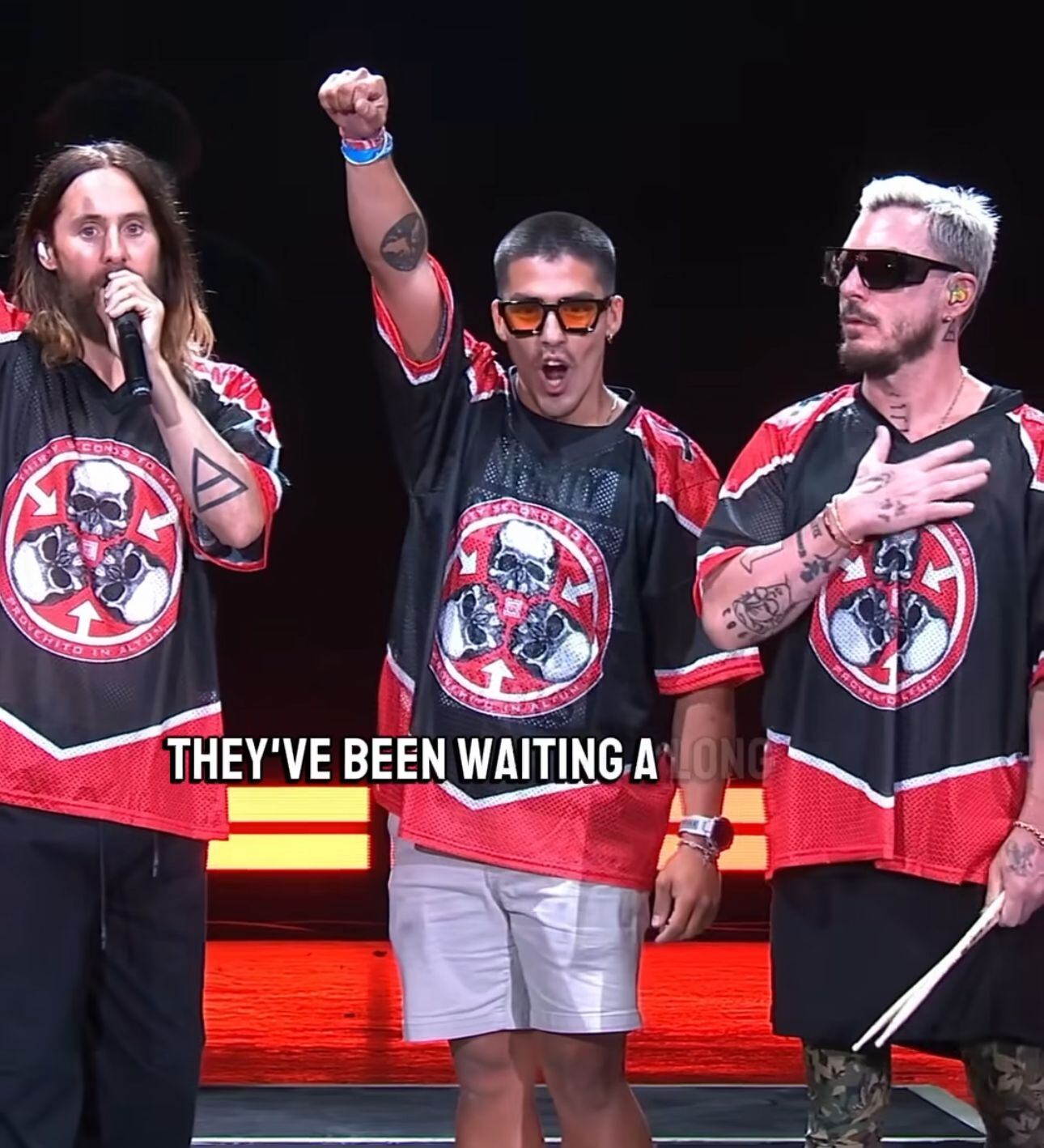 El joven de origen venezolano agaradeció la solidaridad del cantante