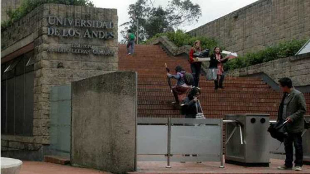 UniAndes abrió 6 licenciaturas.