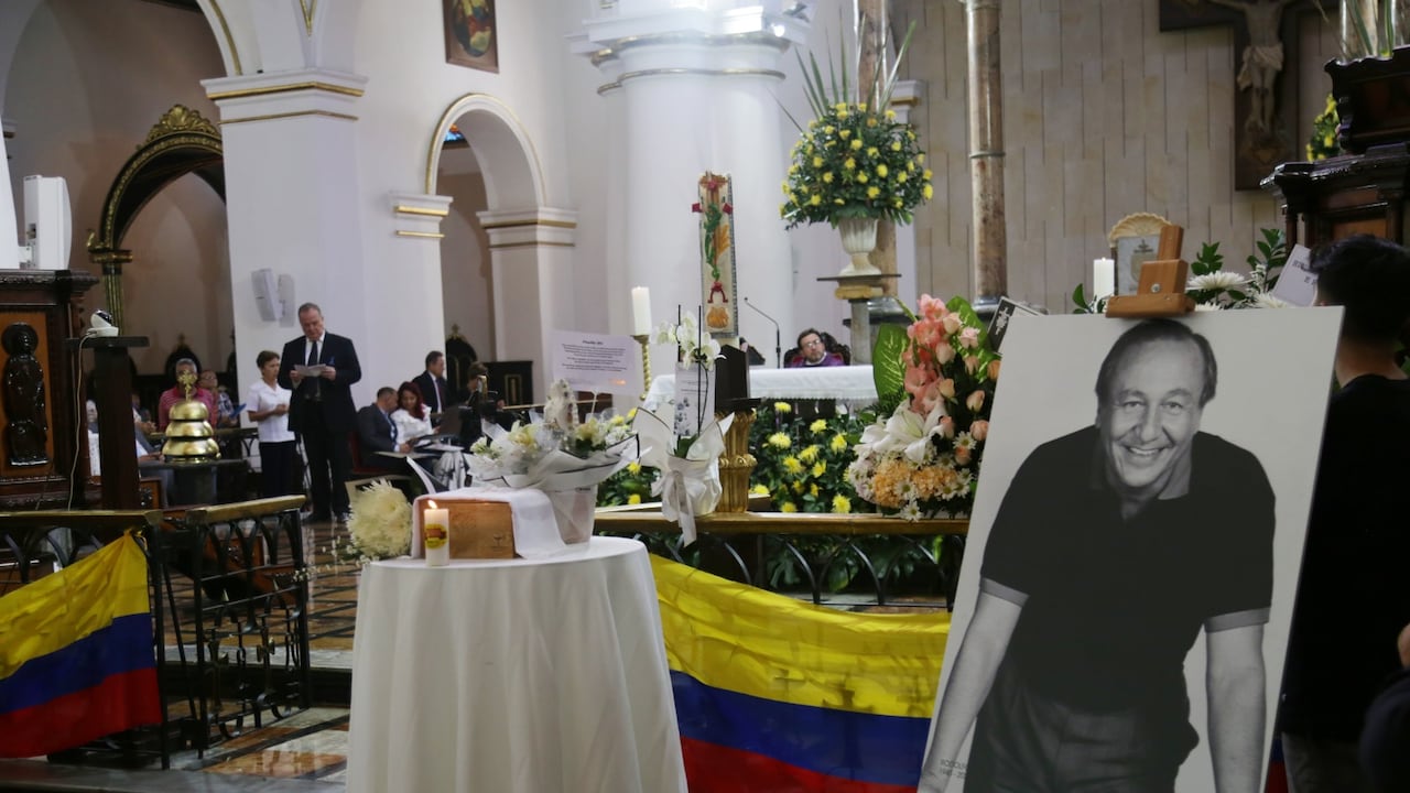 Exequias Rodolfo Hernández en Bucaramanga el 4 septiembre 2024. Catedral de la Sagrada Familia de Bucaramanga.