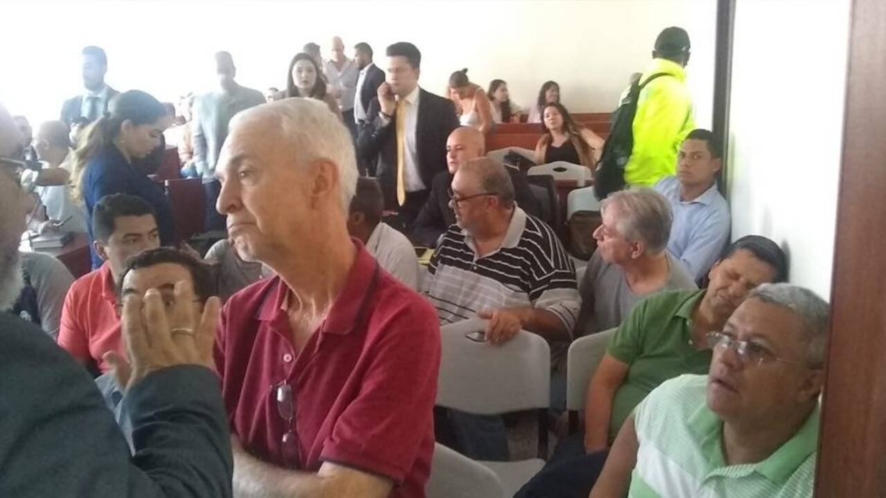 Trece funcionarios y exfuncionarios de Indeportes Antioquia fueron capturados la semana pasada.