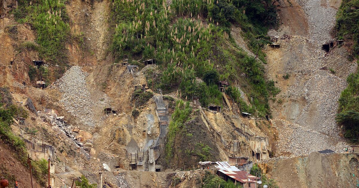 La minería de oro es la actividad alrededor de la cual gira Marmato, en Caldas. 