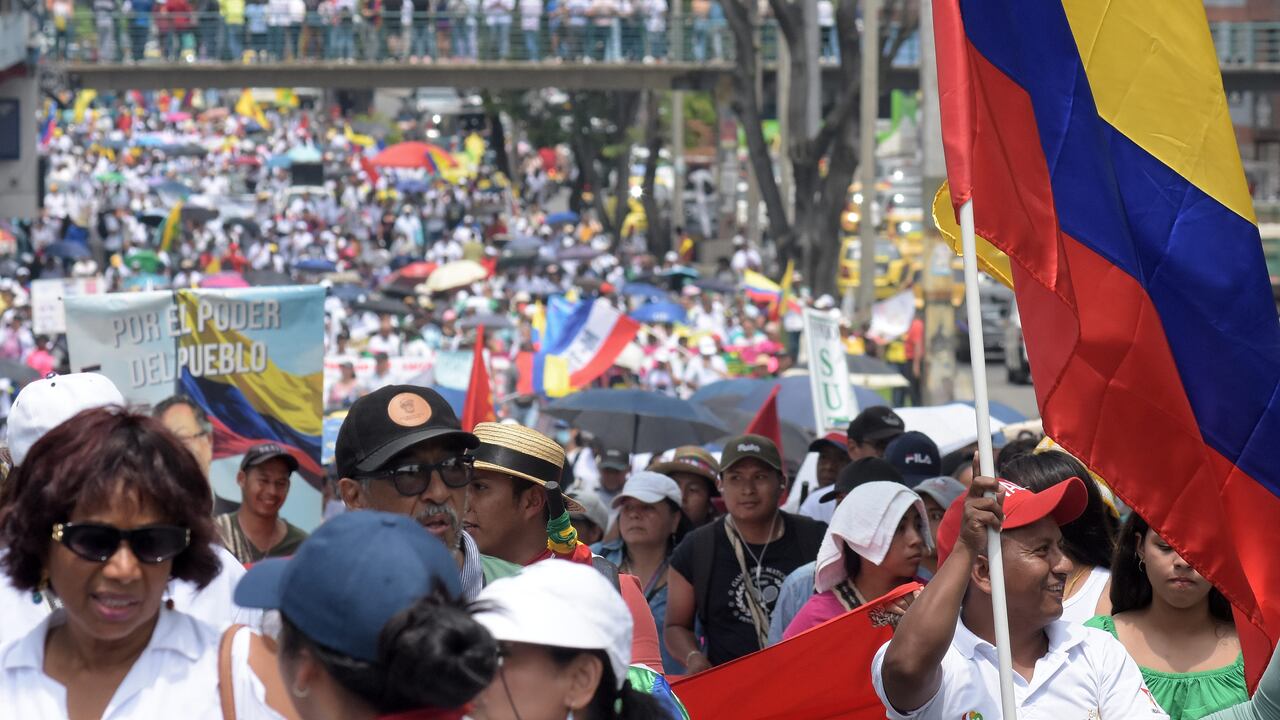 Imagen de referencia de marchas a favor del presidente Petro en Colombia.