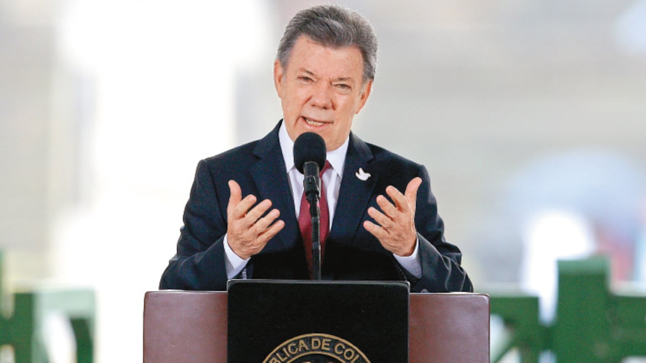 El presidente Juan Manuel Santos aseguró que hace 30 años se “sacrificó a la Justicia y a sus más altos magistrados”.