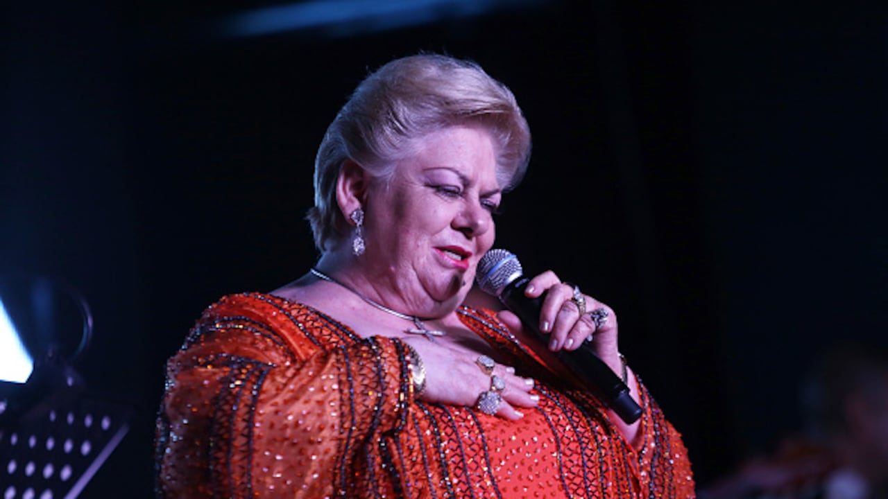 Murió 'Paquita la del Barrio', famosa con su tema 'Rata de dos Patas'.