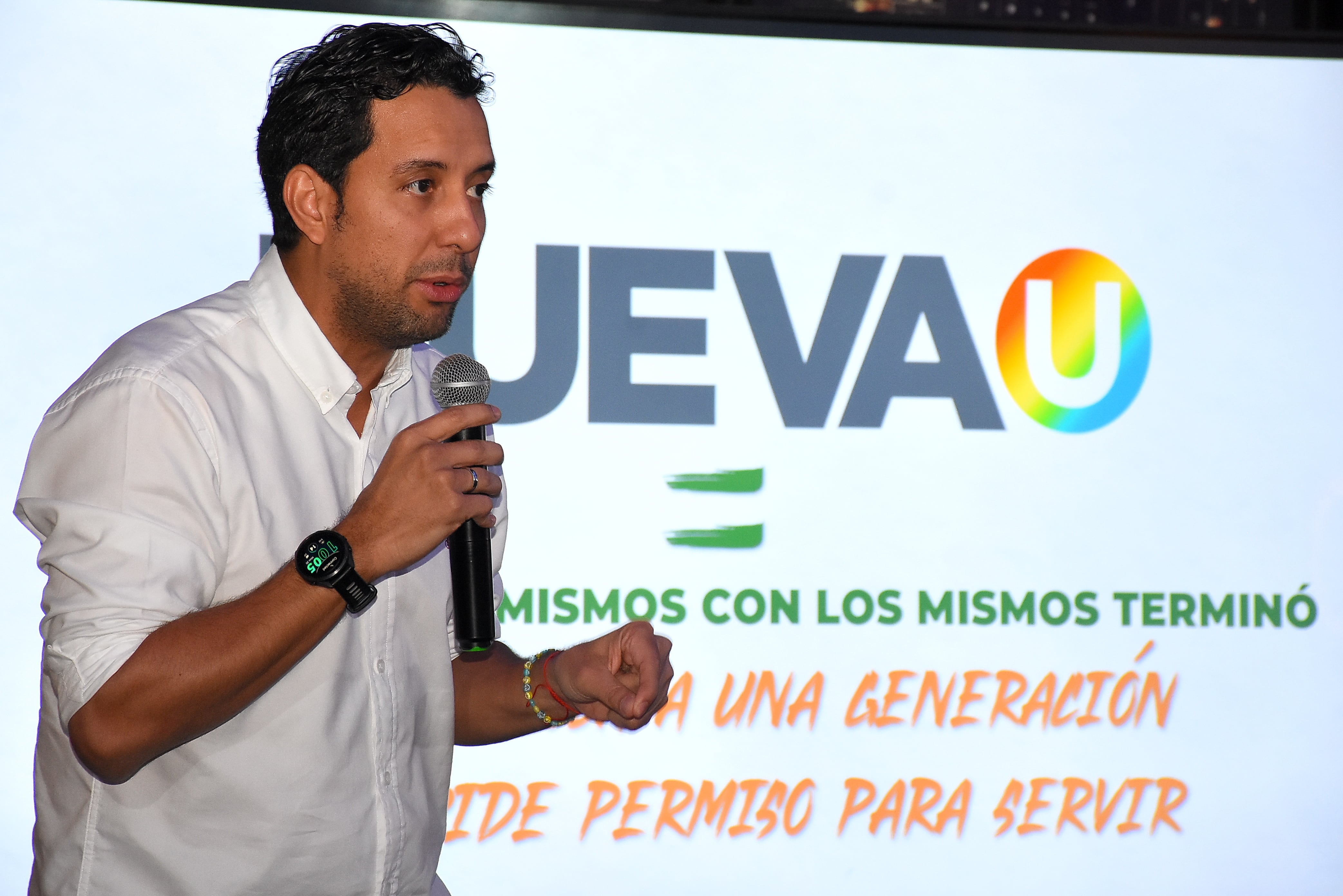 Julián López Presidente de la Cámara de Representantes.