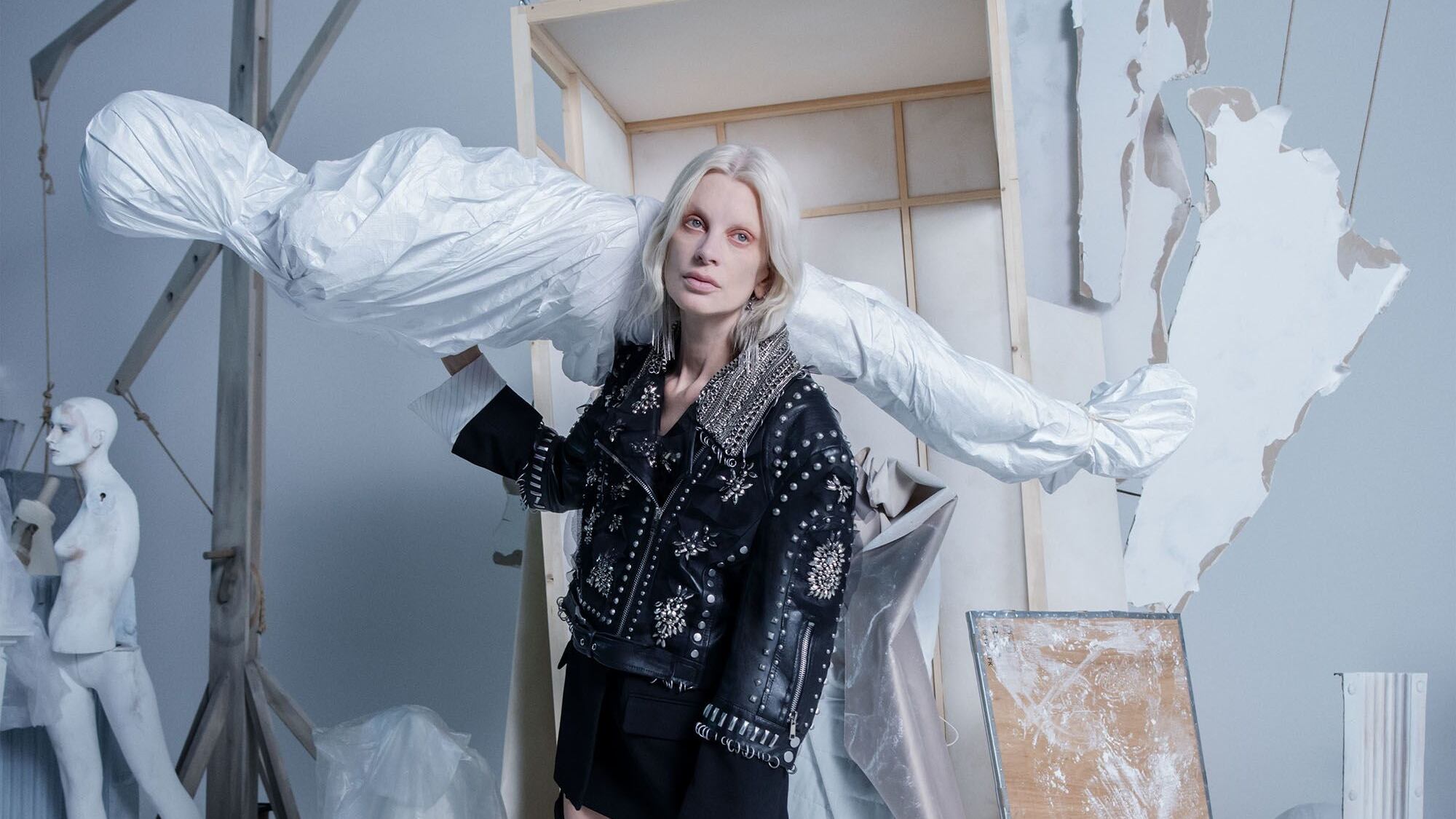 “The Jacket” campaña de chaquetas de alta gama de Zara