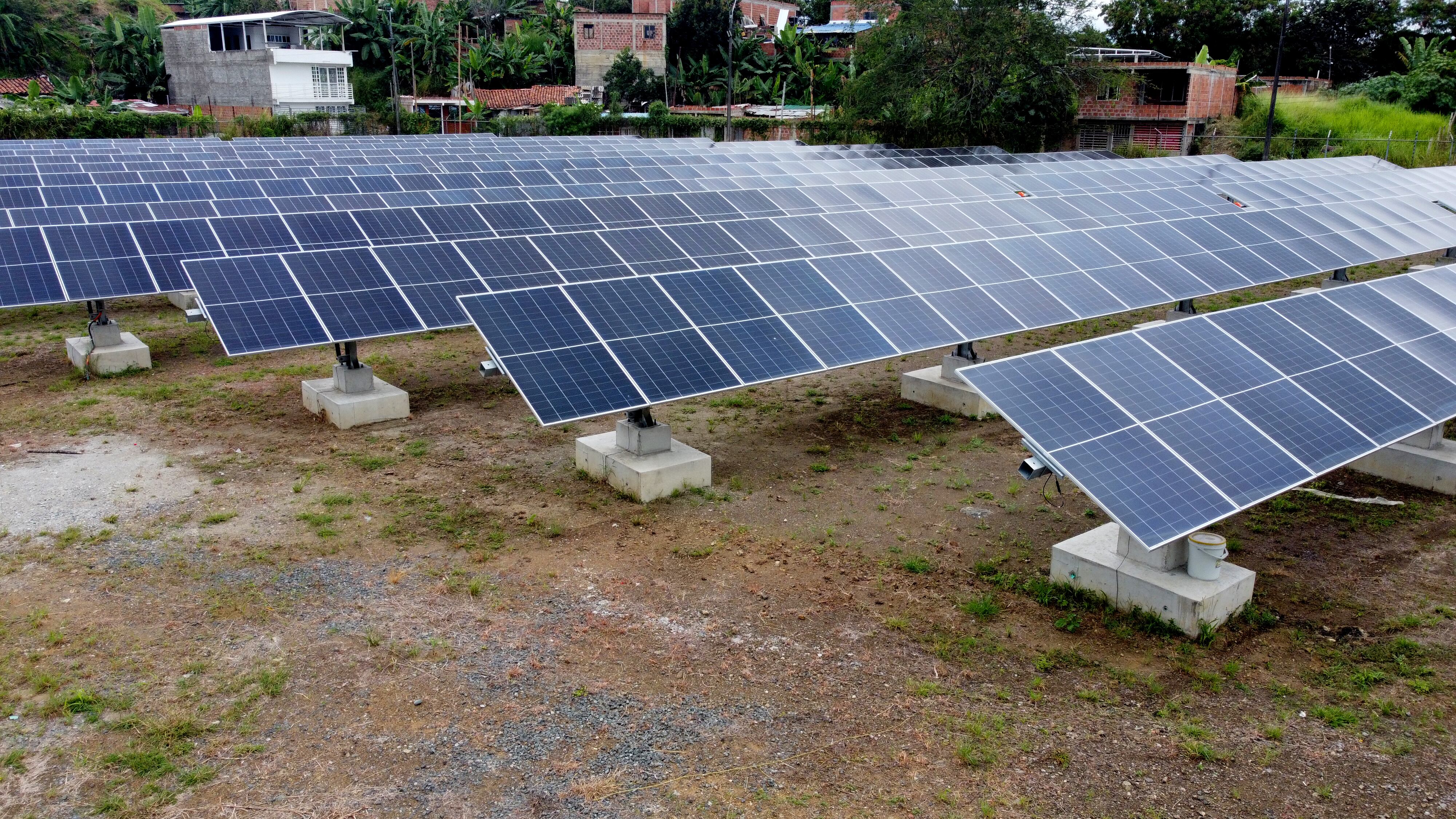 planta solar fotovoltaica de generación distribuida