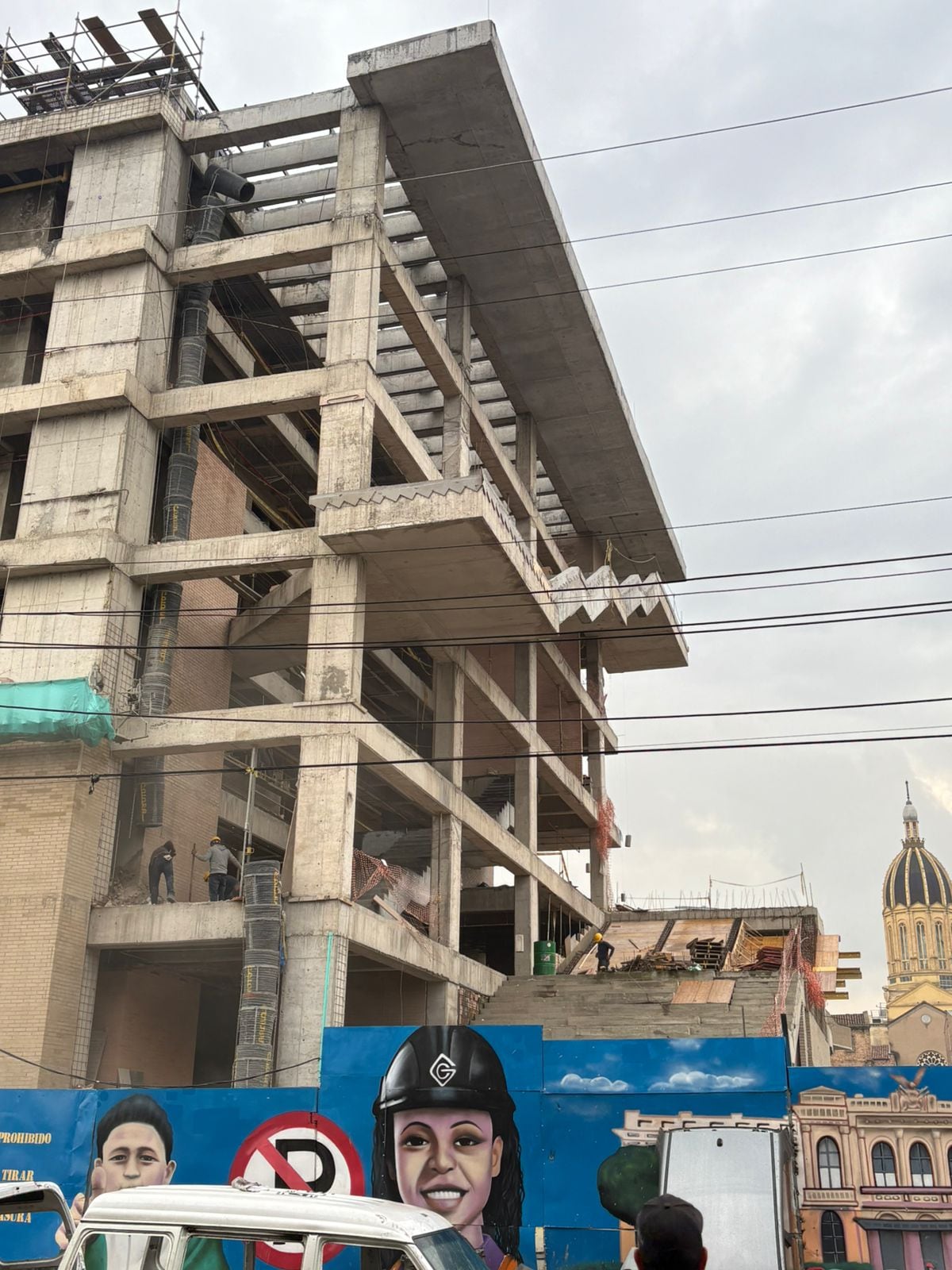 Así están las obras de la nueva sede de la Alcaldía de Los Mártires.