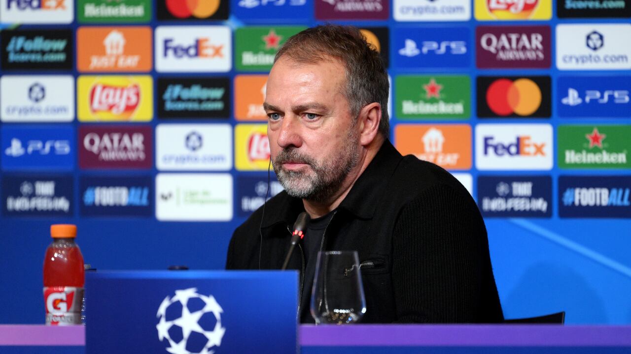 Hansi Flick en rueda de prensa luego del partido entre Barcelona y Frankfurt por Champions.