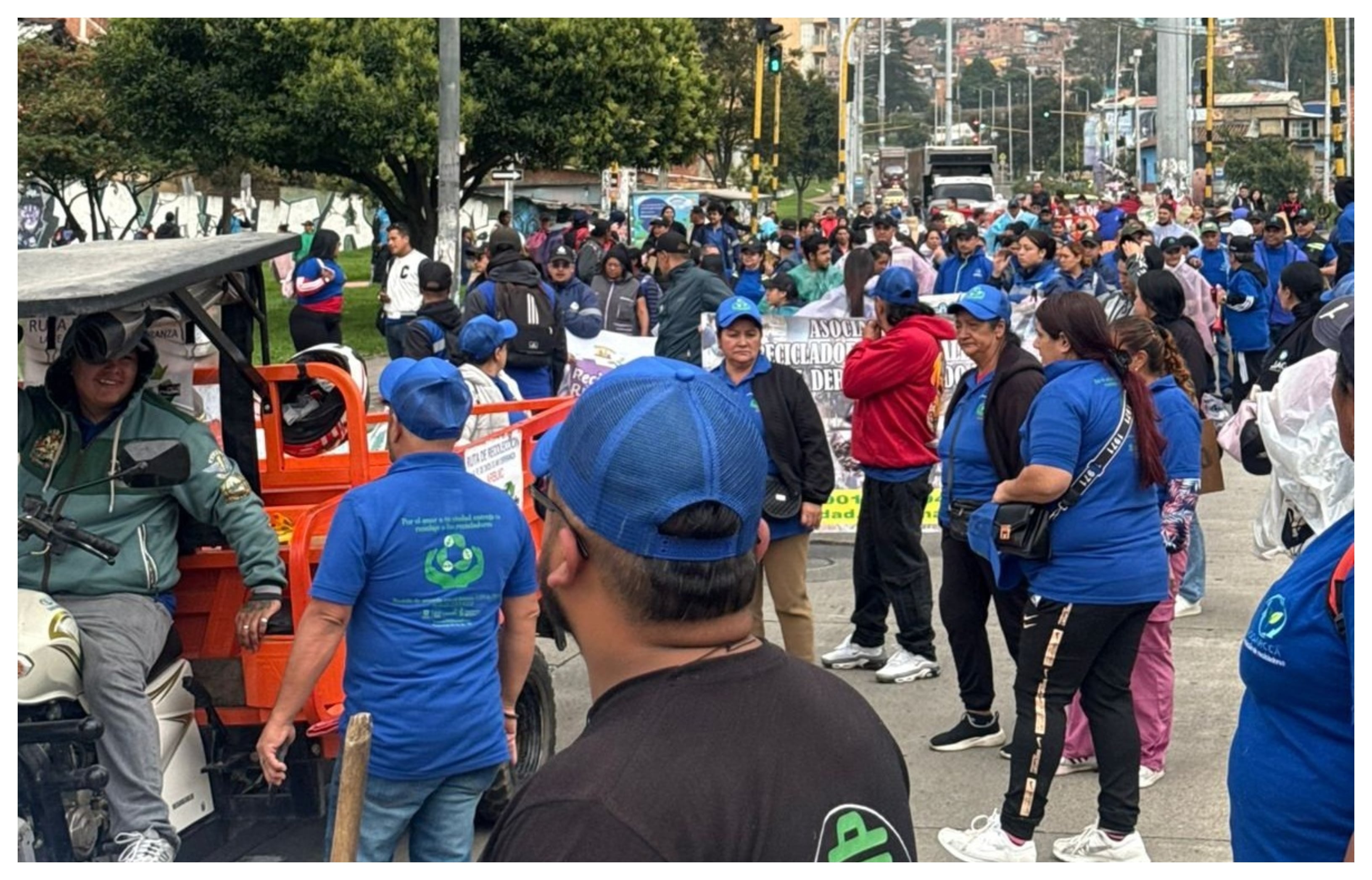 Las protestas de los recicladores en Bogotá comenzaron el 10 de febrero y se levantaron este jueves, 12 de febrero.