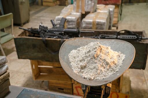 El violento incidente coincidió con el asesinato a balazos del académico y exdirigente de productores de la zona, Rigoberto Acosta González, ocurrido en Chilpancingo, capital del estado.