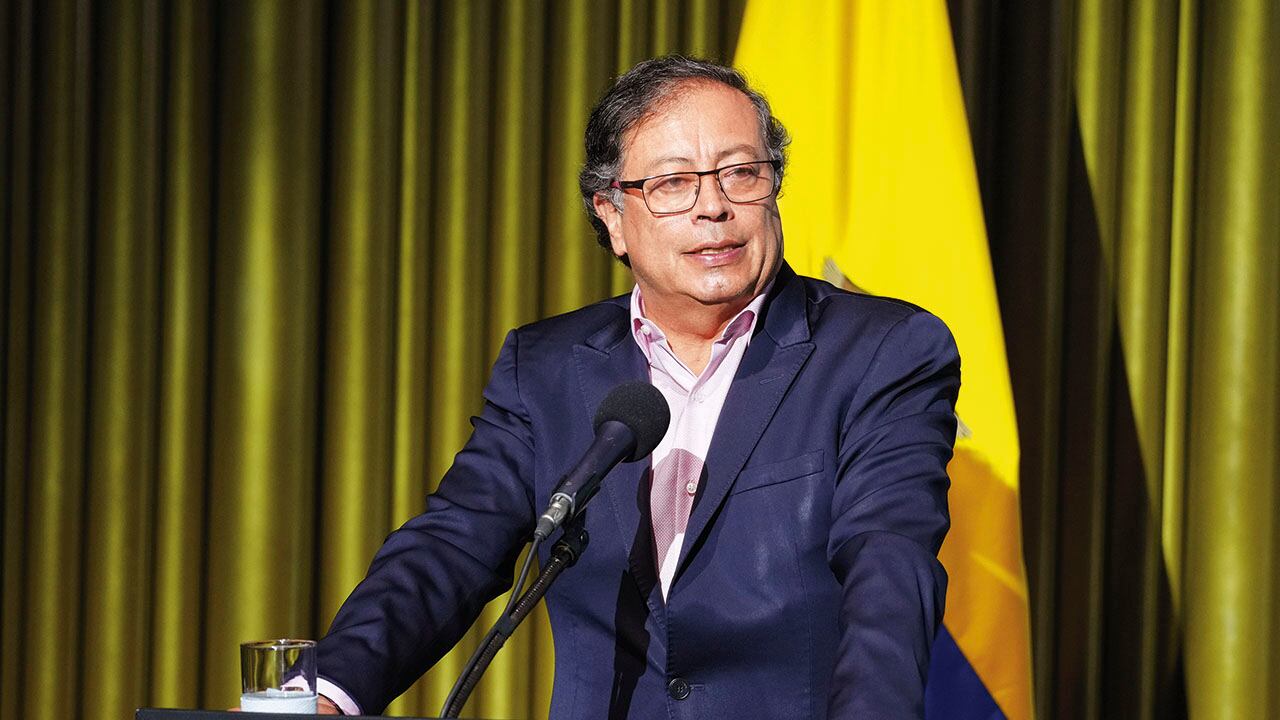 Petro tenía planes políticos para 2026, pero el escenario cambió por decisiones del CNE.