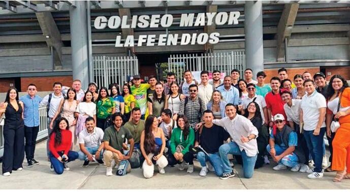 Algunos de los jóvenes que asistieron al evento en Ibagué.