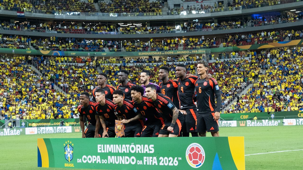 BRASILIA, BRAZIL - MARCH 20, 2025: Players of Colombia pose for a team photograph before the FIFA World Cup 2026 Qualifiers match between Brazil and Colombia at Arena BRB Mane Garrincha. (Photo credit should read Rebeca Schumacker / GocherImagery/Future Publishing via Getty Images)