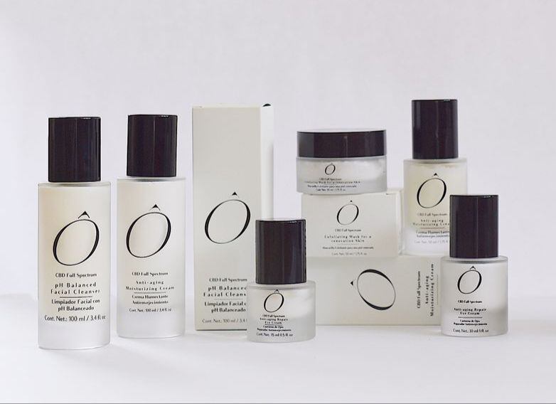 Ô (Awe) ofrece productos para un tipo de piel más madura.