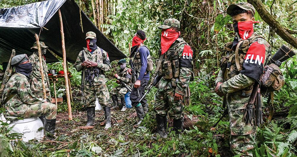 Holguín no está de acuerdo con seguir negociando con el ELN cuando siguen cometiendo actos terroristas.