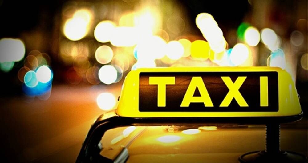 El pico y placa no aplica para los taxis. 