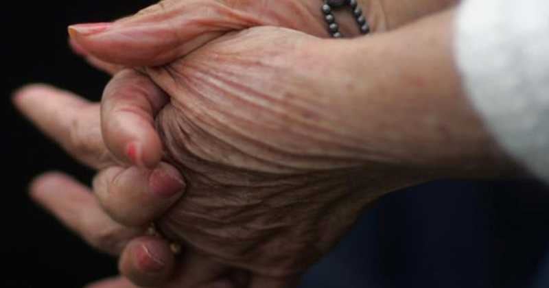 Abuela, imagen de referencia