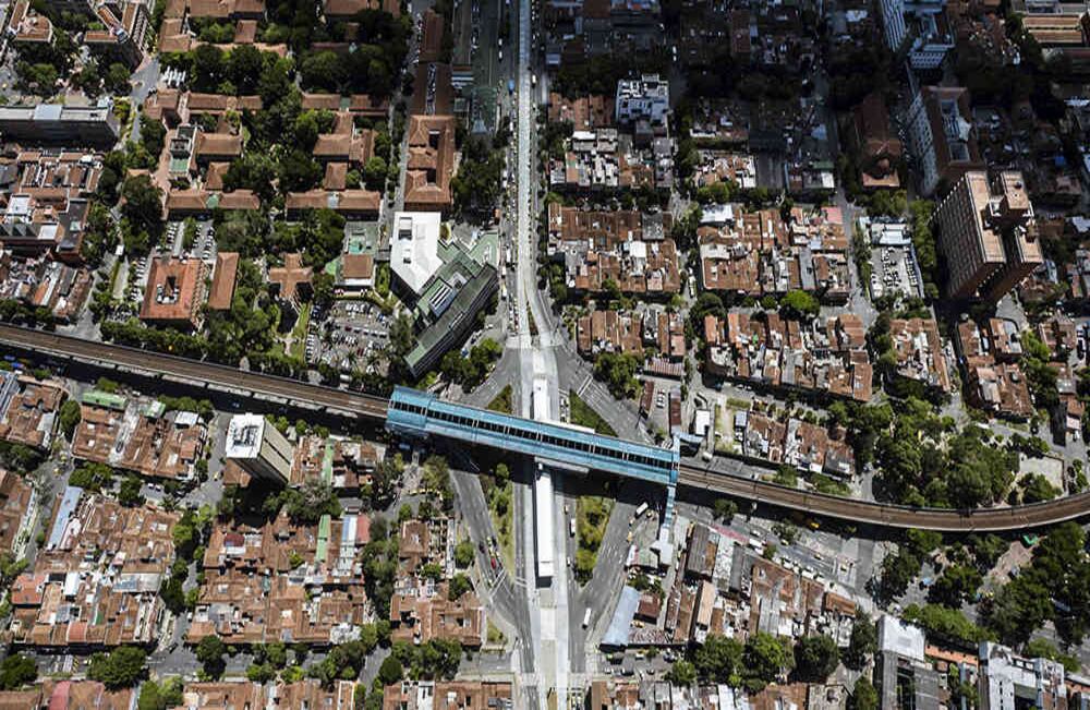 Por ser el único ferrocarril metropolitano que tiene Colombia, el Metro de Medellín es un orgullo para los paisas y un ejemplo de movilidad para todo el país. Foto:  Oliver Ehmig