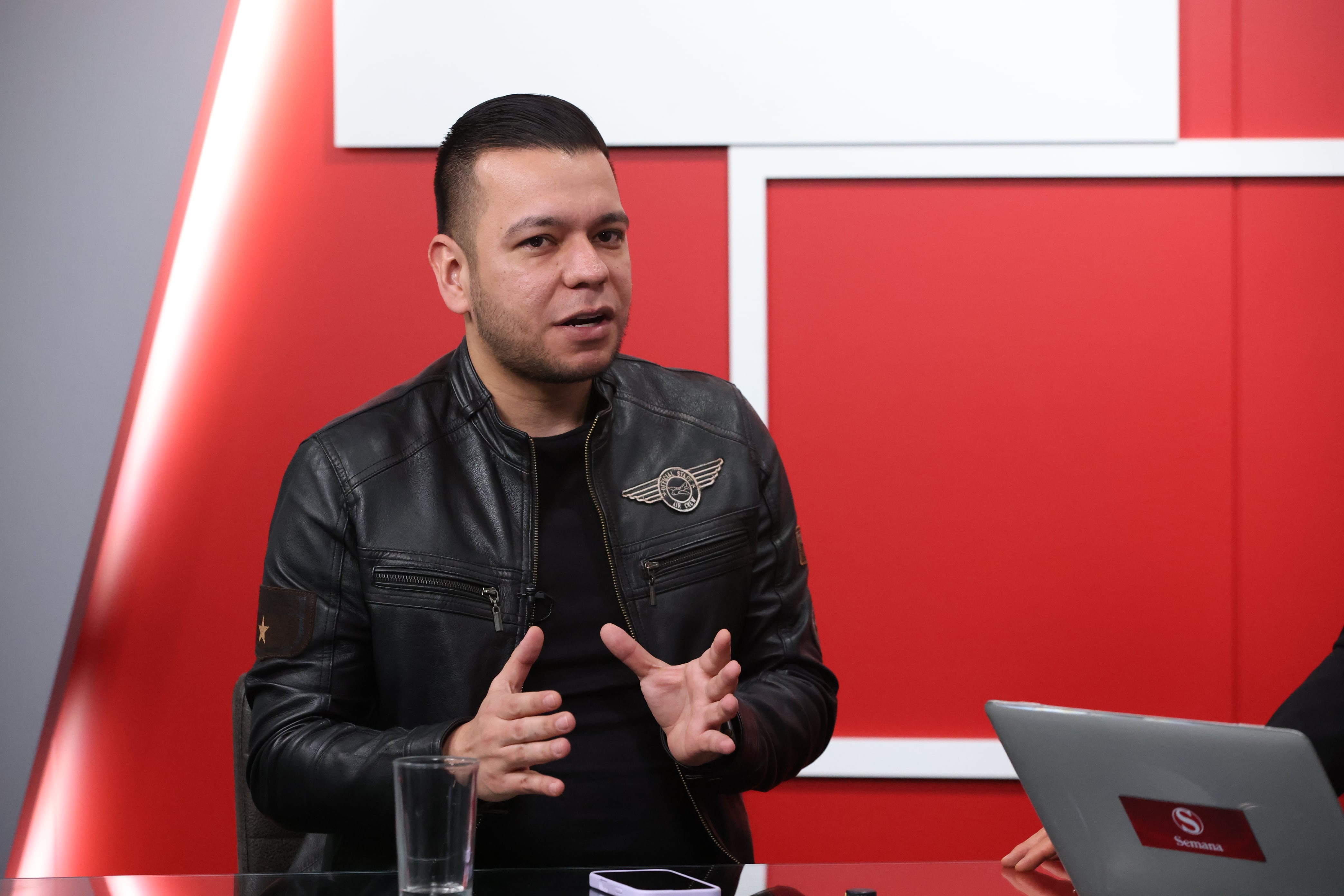 El Debate, María Claudia Tarazona y Jota Pe Hernández
