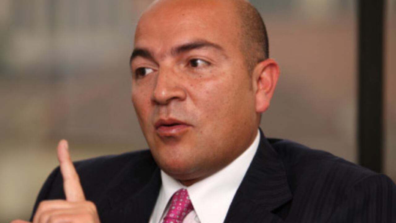 En menos de 20 días, cuatro de los protagonistas de sonados casos de corrupción pidieron indemnización al Estado para no demandarlo.