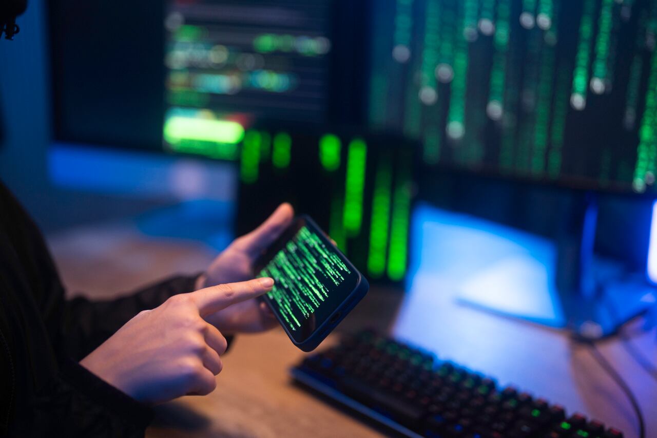 Google Fotos y sistemas nativos permiten guardar imágenes privadas fuera del alcance de terceros.