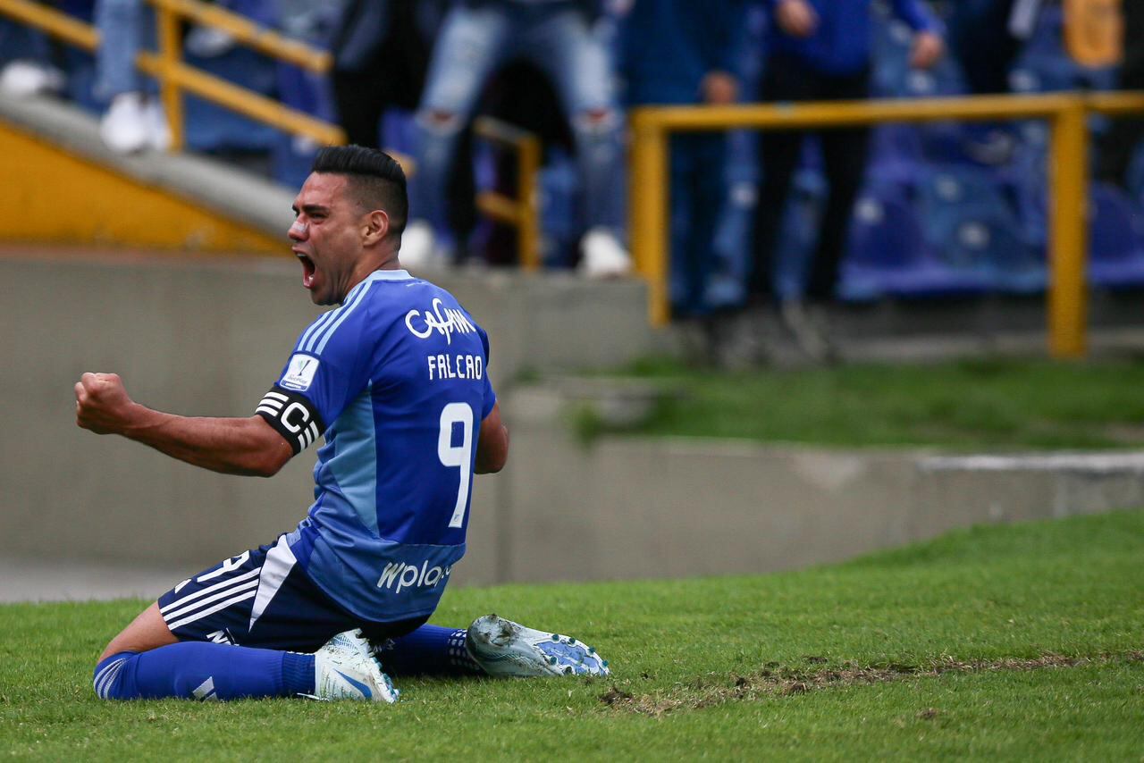 Millonarios asegura liderato del cuadrangular gracias a su victoria frente a Santa Fe en la primera fecha del cuadrangular B.