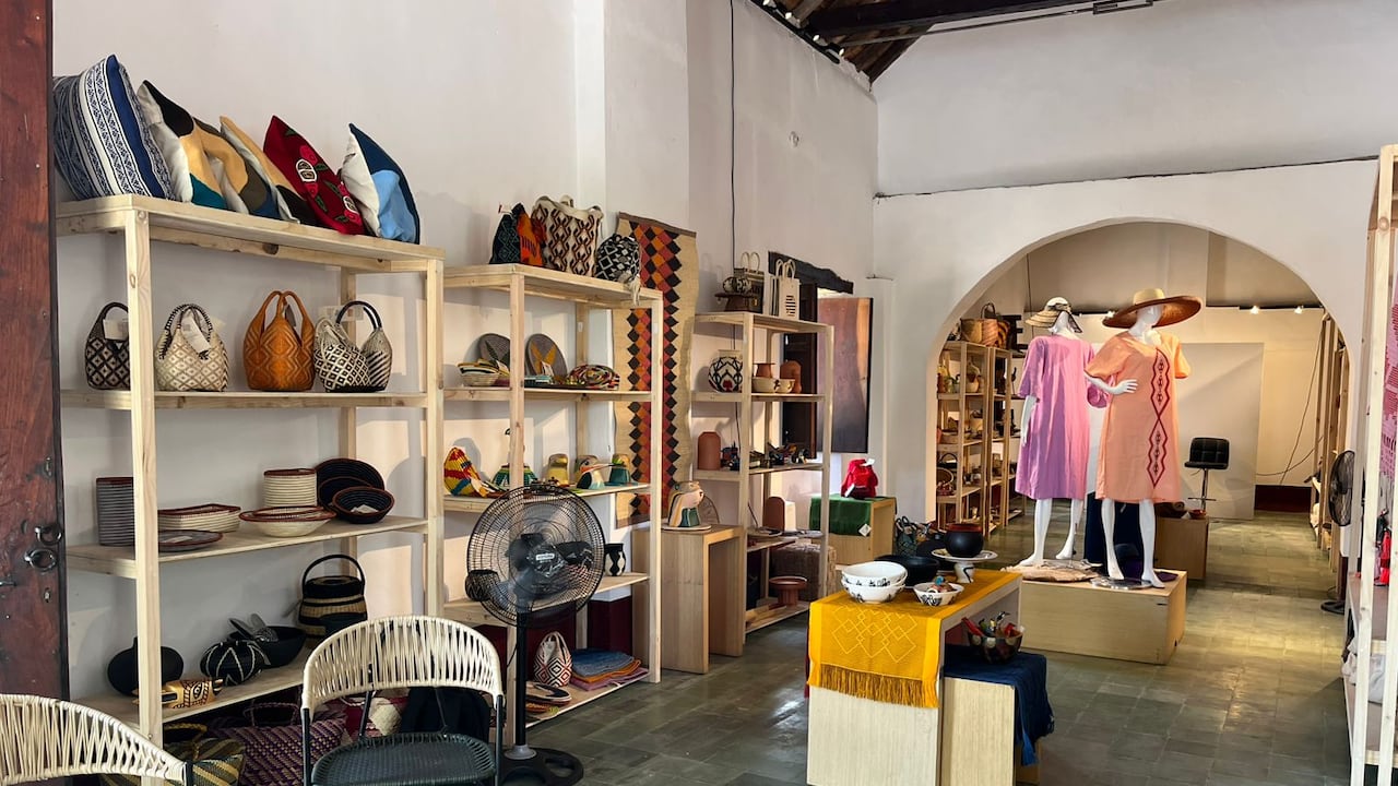 Con esta nueva tienda promocional de Artesanías de Colombia también se busca promover la comercialización de productos elaborados con técnicas tradicionales como la filigrana.