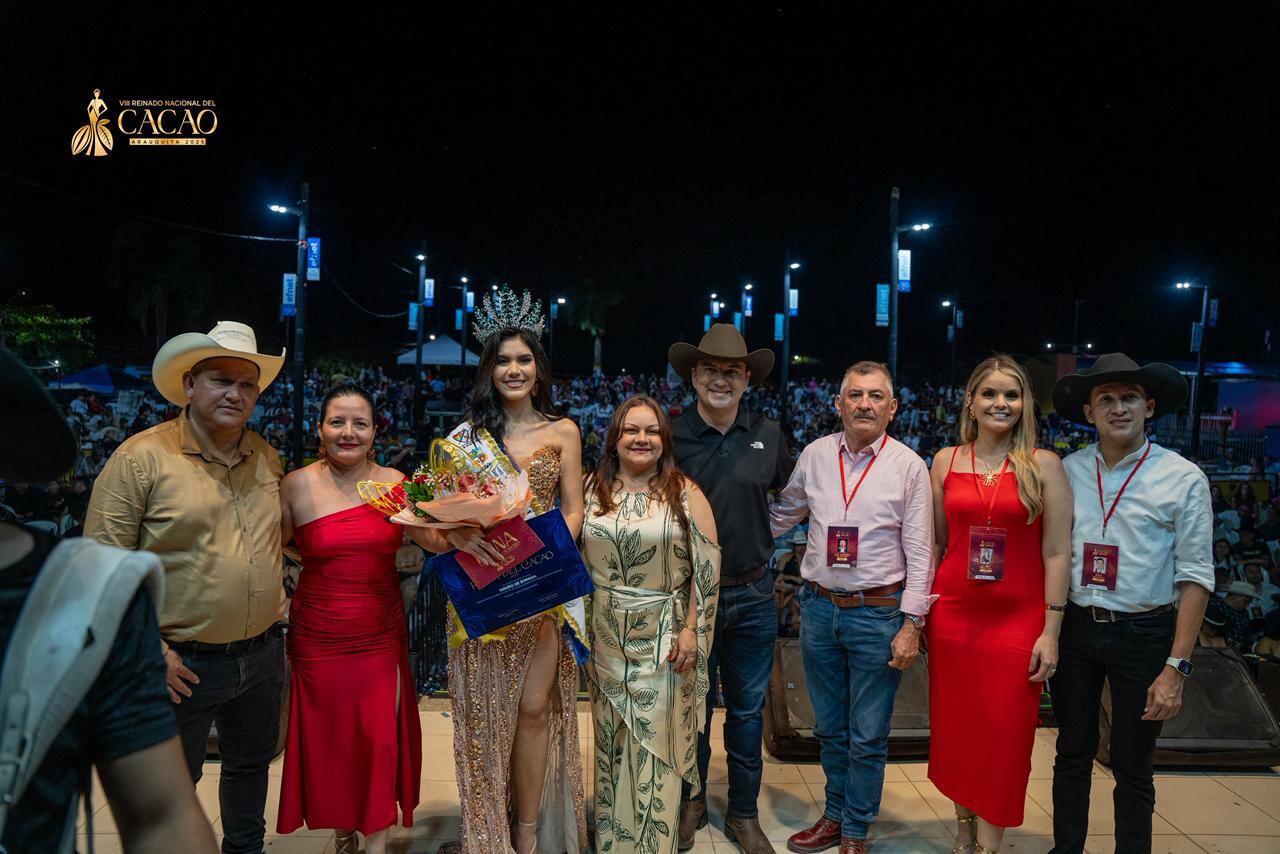 Kely Carrillo Rey fue coronada como Reina Nacional del Cacao 2025 en Arauquita