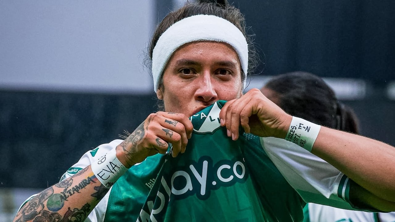 Ingrid Guerra celebra un gol contra Nacional