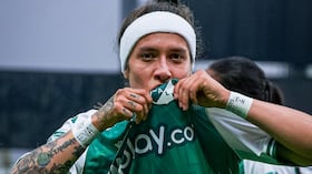 Ingrid Guerra celebra un gol contra Nacional