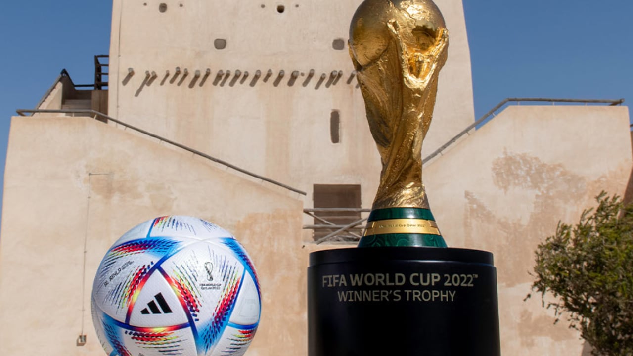 El pitazo inicial de la competición tendrá lugar en el estadio de Lusail el lunes 21 de noviembre a las 5:00 a. m. (hora de Colombia) con el partido entre Senegal y Países Bajos.