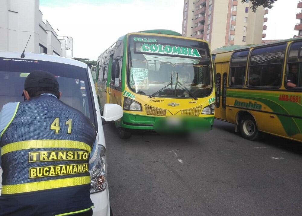 La víctima, al parecer, se resbaló y cayó sobre la vía.