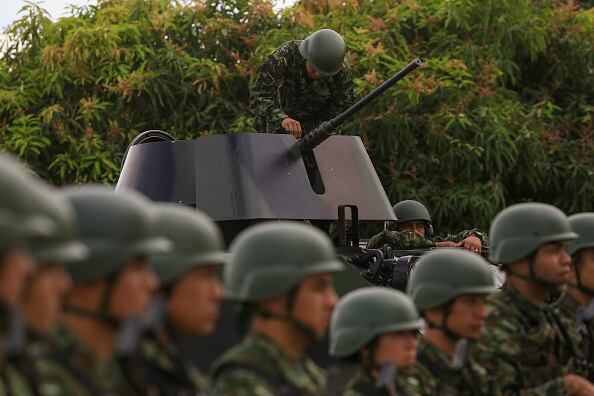 Con el propósito de fortalecer la presencia de las Fuerzas Militares en la zona de Sumapaz, al sur de Bogotá, el Ejército Nacional activó el Plan Ezequiel que busca un control especial en las zonas de acceso a la capital del país.  (Photo by Juancho Torres/Anadolu Agency via Getty Images)