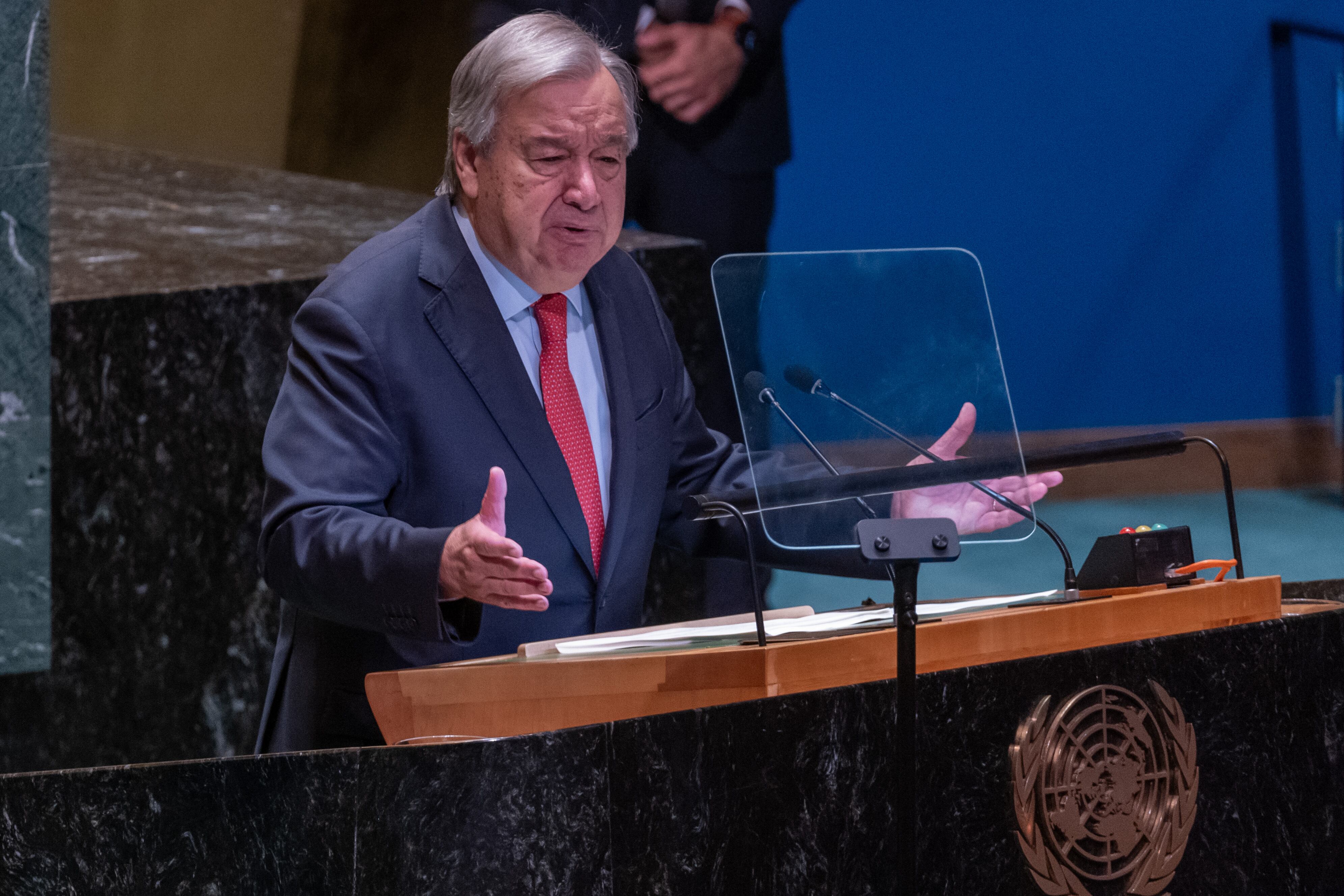El Secretario General de la ONU, António Guterres, habla ante líderes mundiales, diplomáticos y otras personas durante la Asamblea General de las Naciones Unidas (ONU) el 24 de septiembre de 2024, en la ciudad de Nueva York.