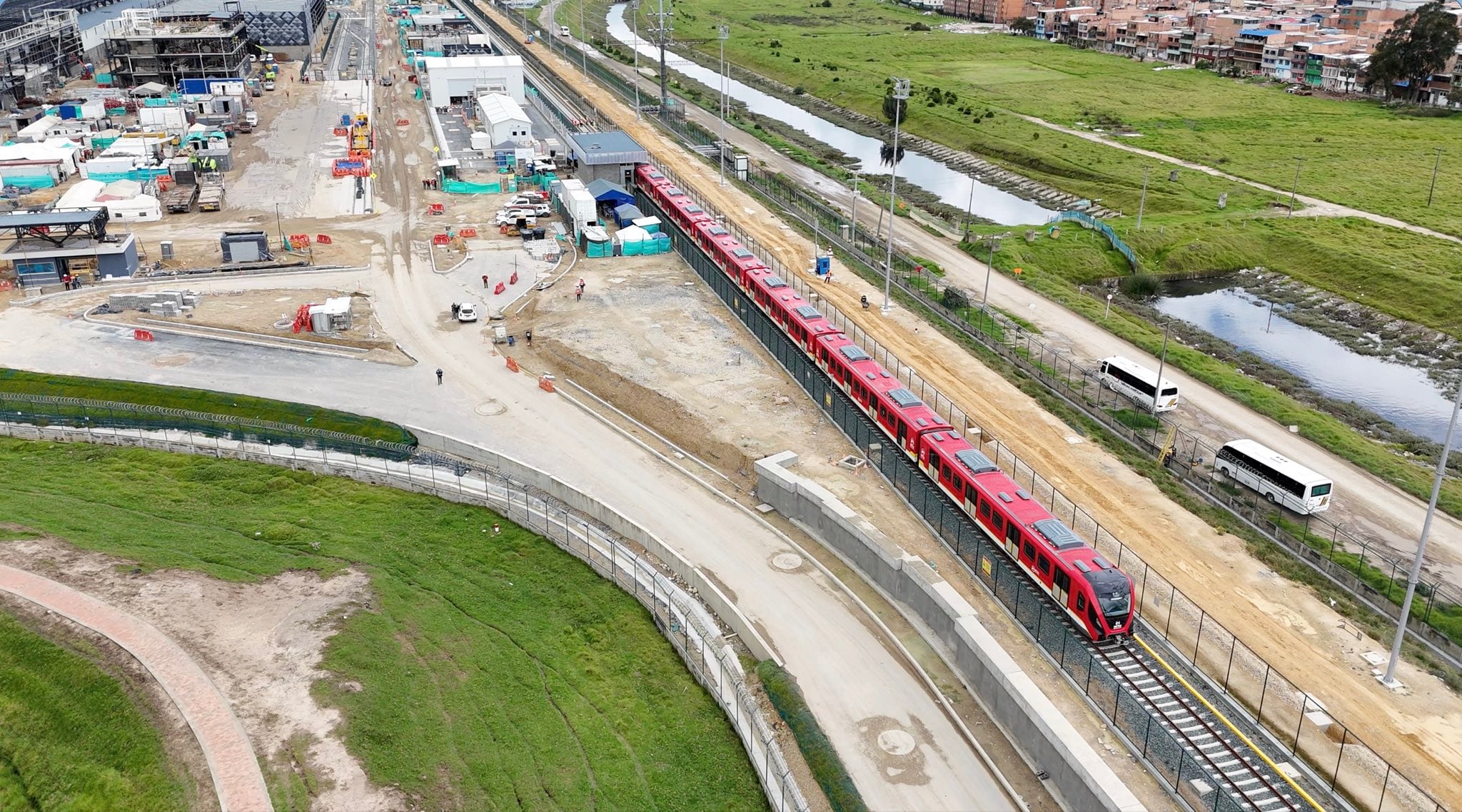 Personería verificó avance de las obras del metro de Bogotá.