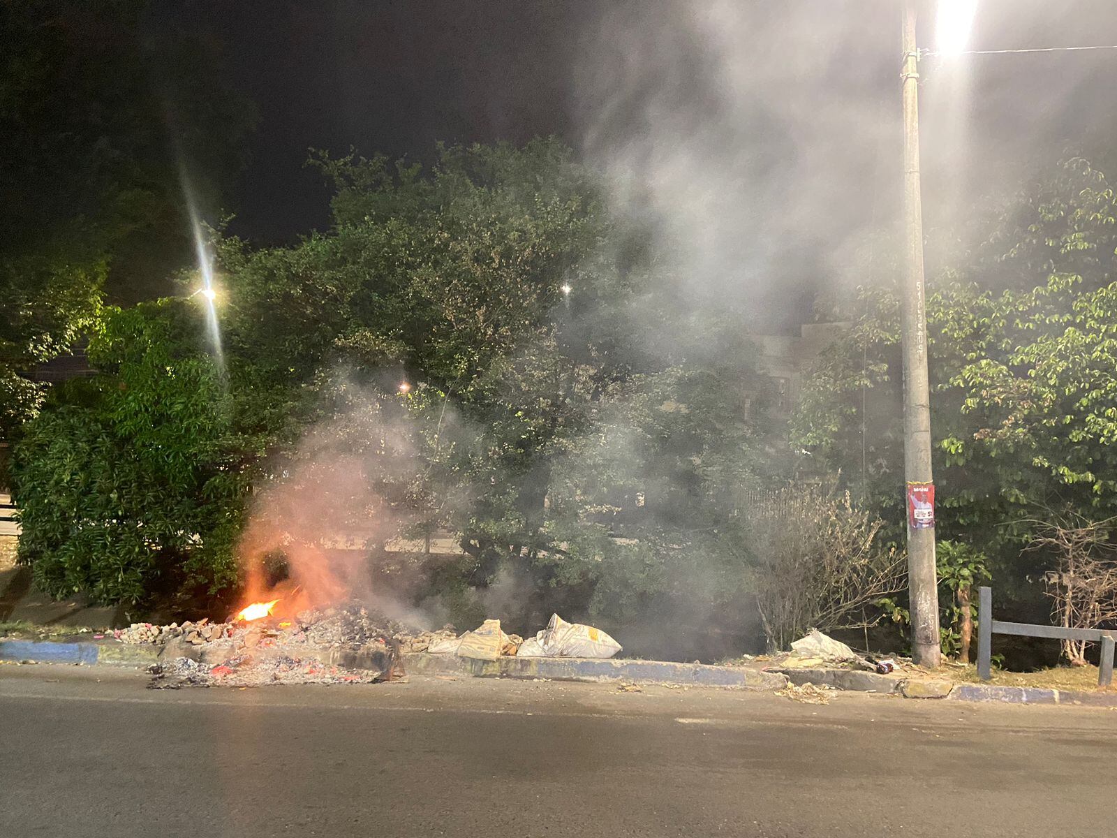 Quema de cables afecta la salud de personas al oriente de Cali.