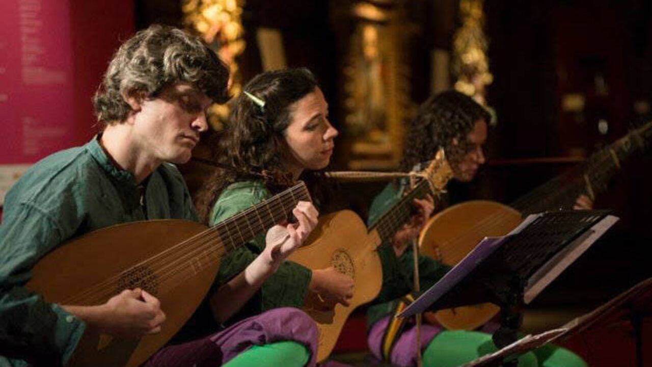 En el 2014. el grupo grabó el disco 'Entremés de la Guitarra', de adaptación propia.