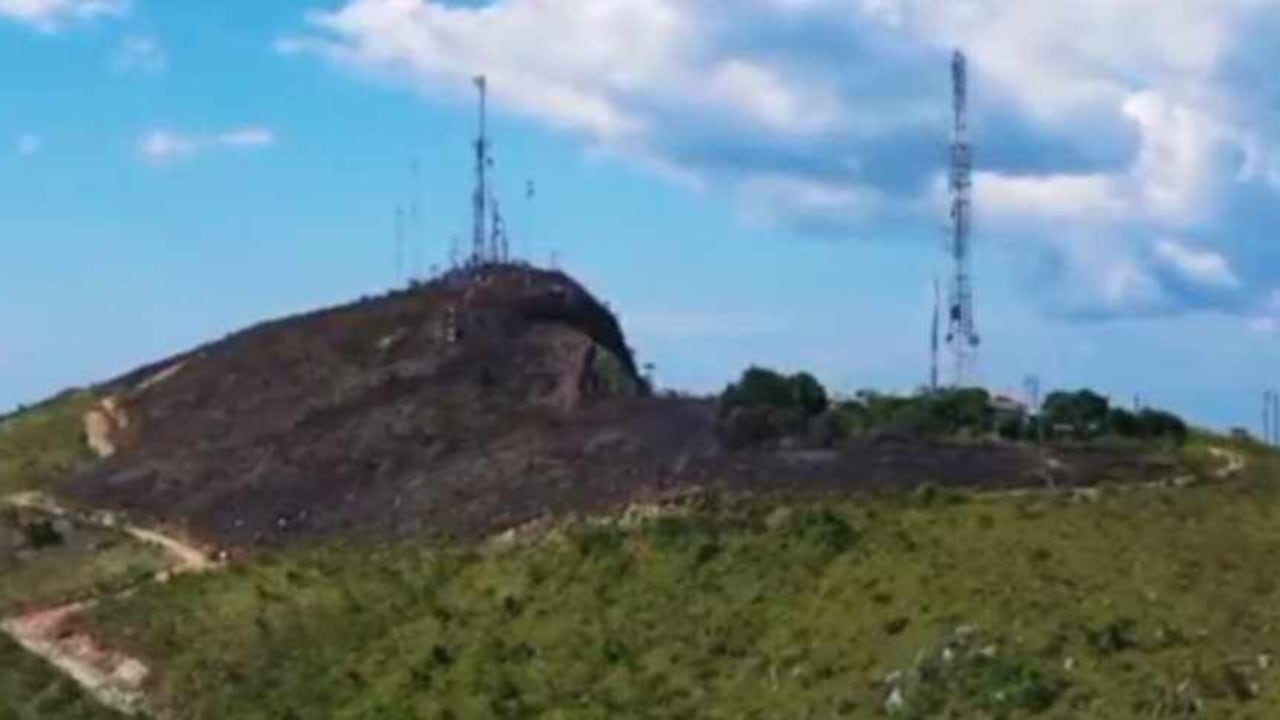 La afectación se presentó en el cerro Tasajero.